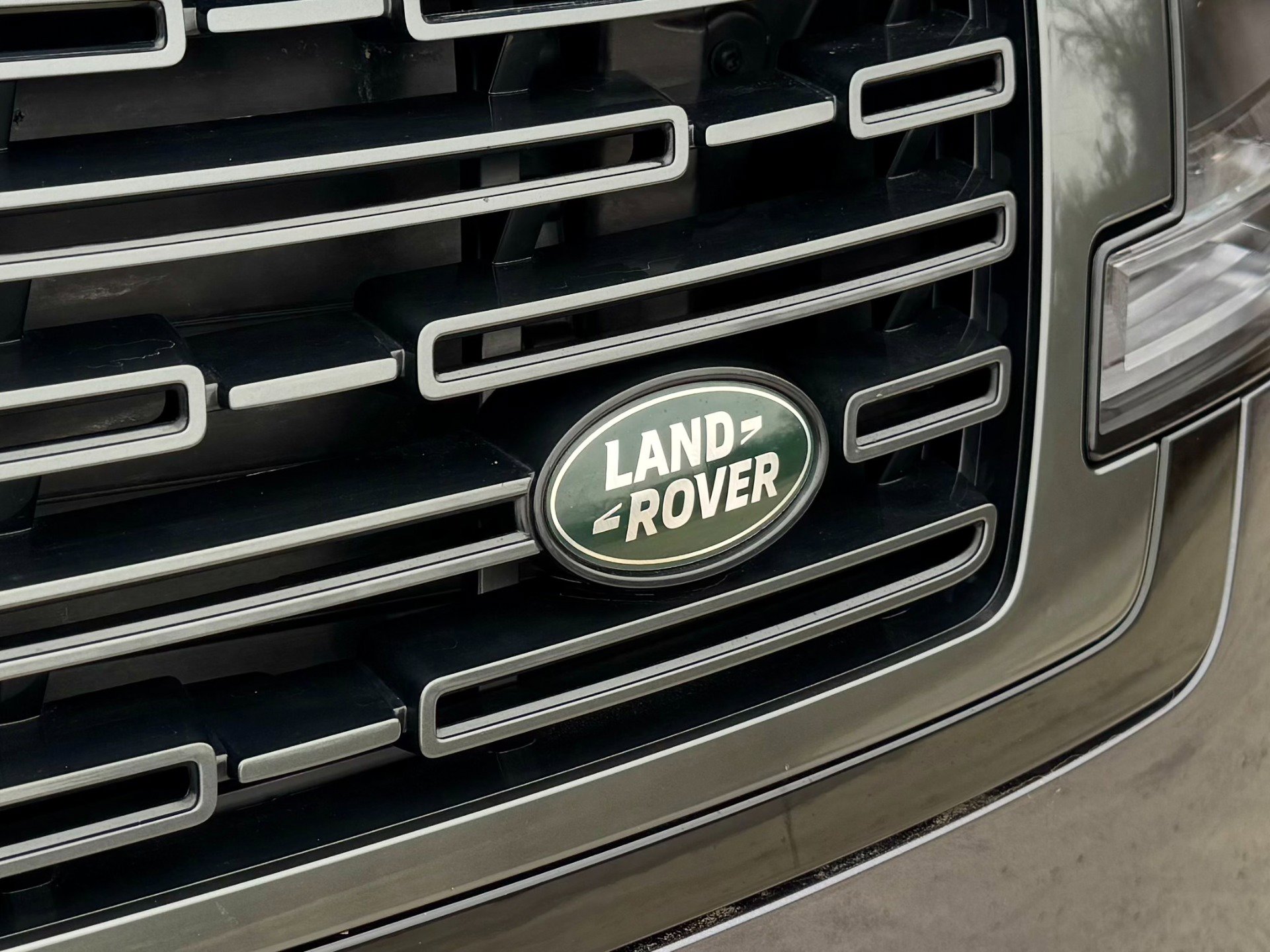 Used 2024 Land Rover Range Rover SE image 77