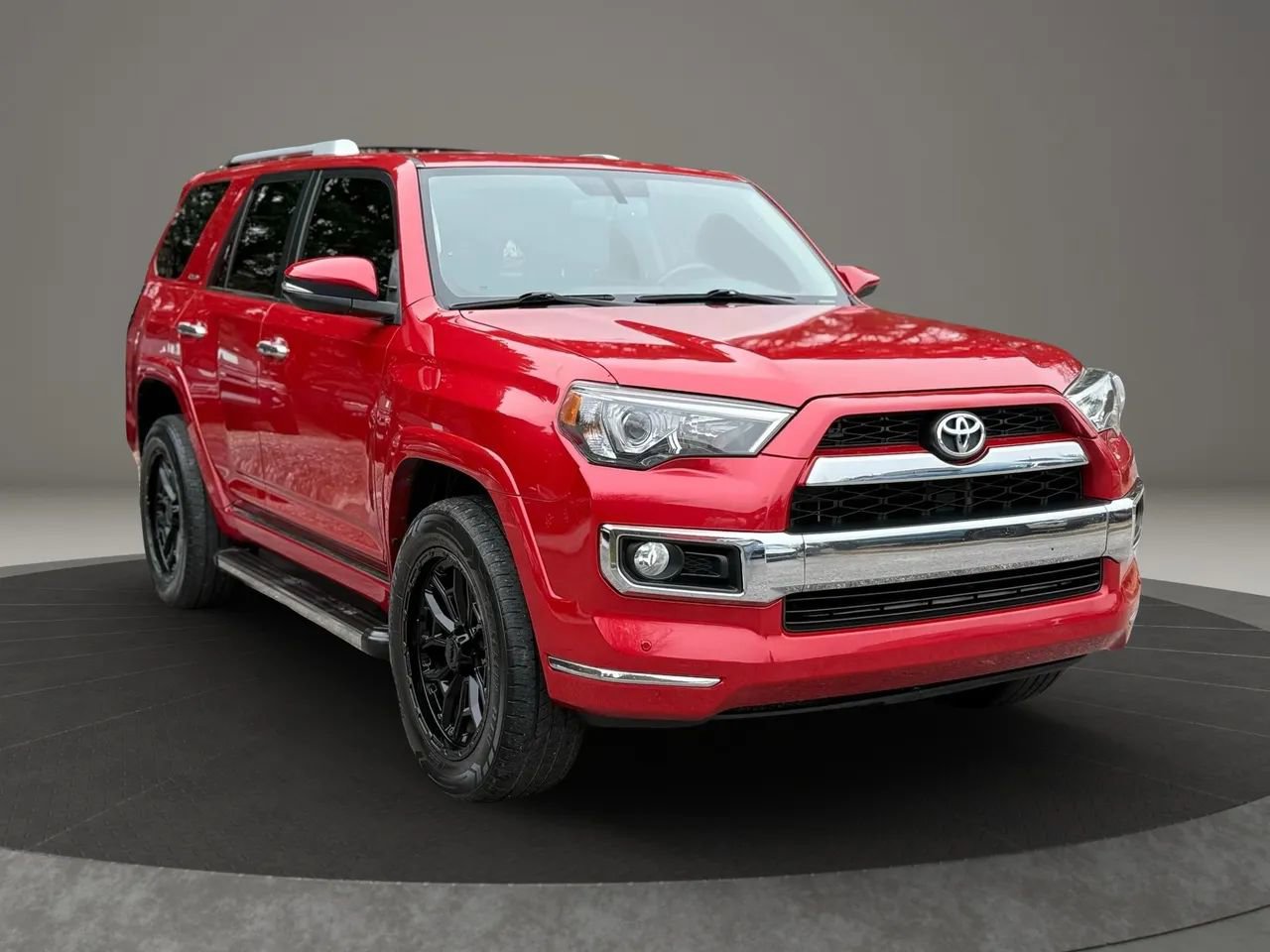 Used 2018 Toyota 4Runner Limited image 3