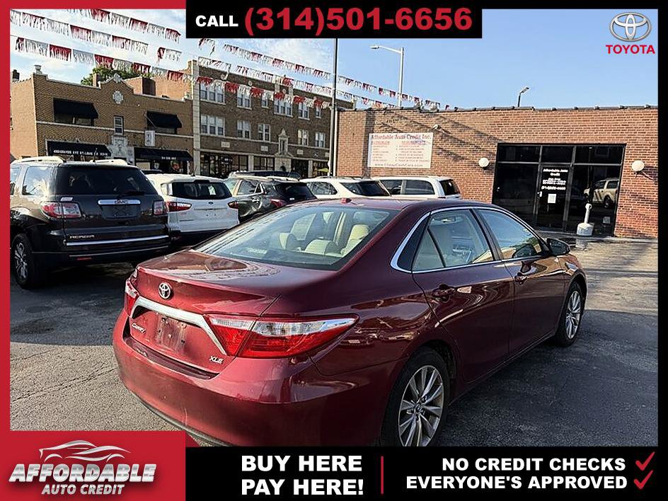Used 2016 Toyota Camry XLE FWD image 5