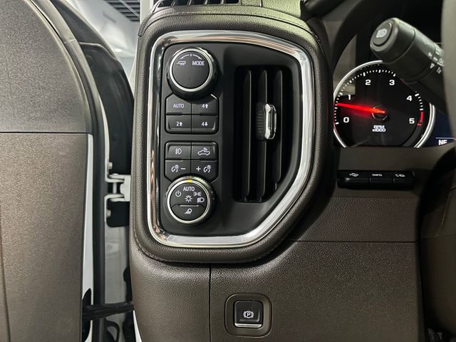 Certified 2022 Chevrolet Silverado 2500 LTZ w/ LTZ Premium Package image 25