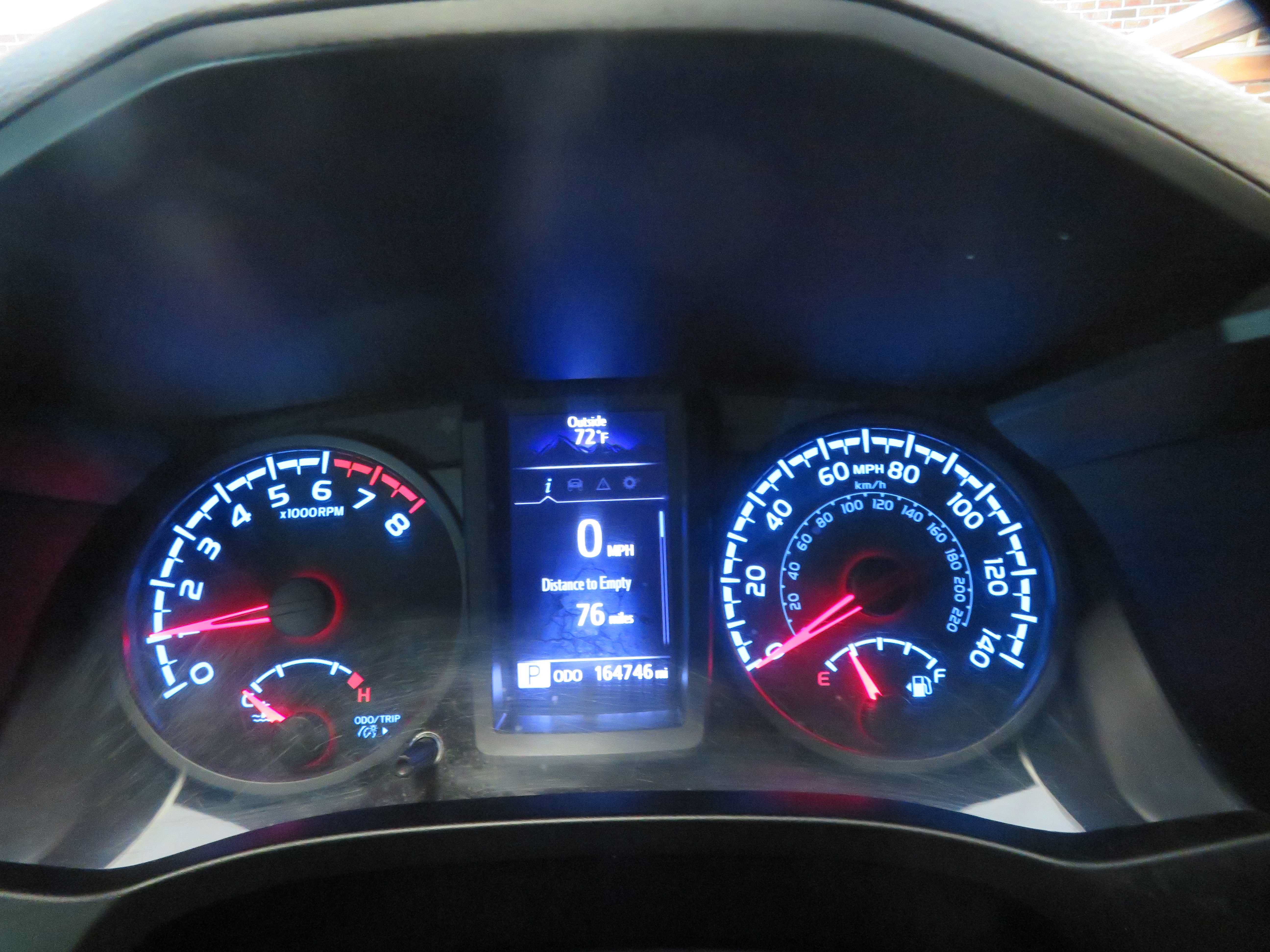 Used 2020 Toyota Tacoma SR AWD/4WD image 30