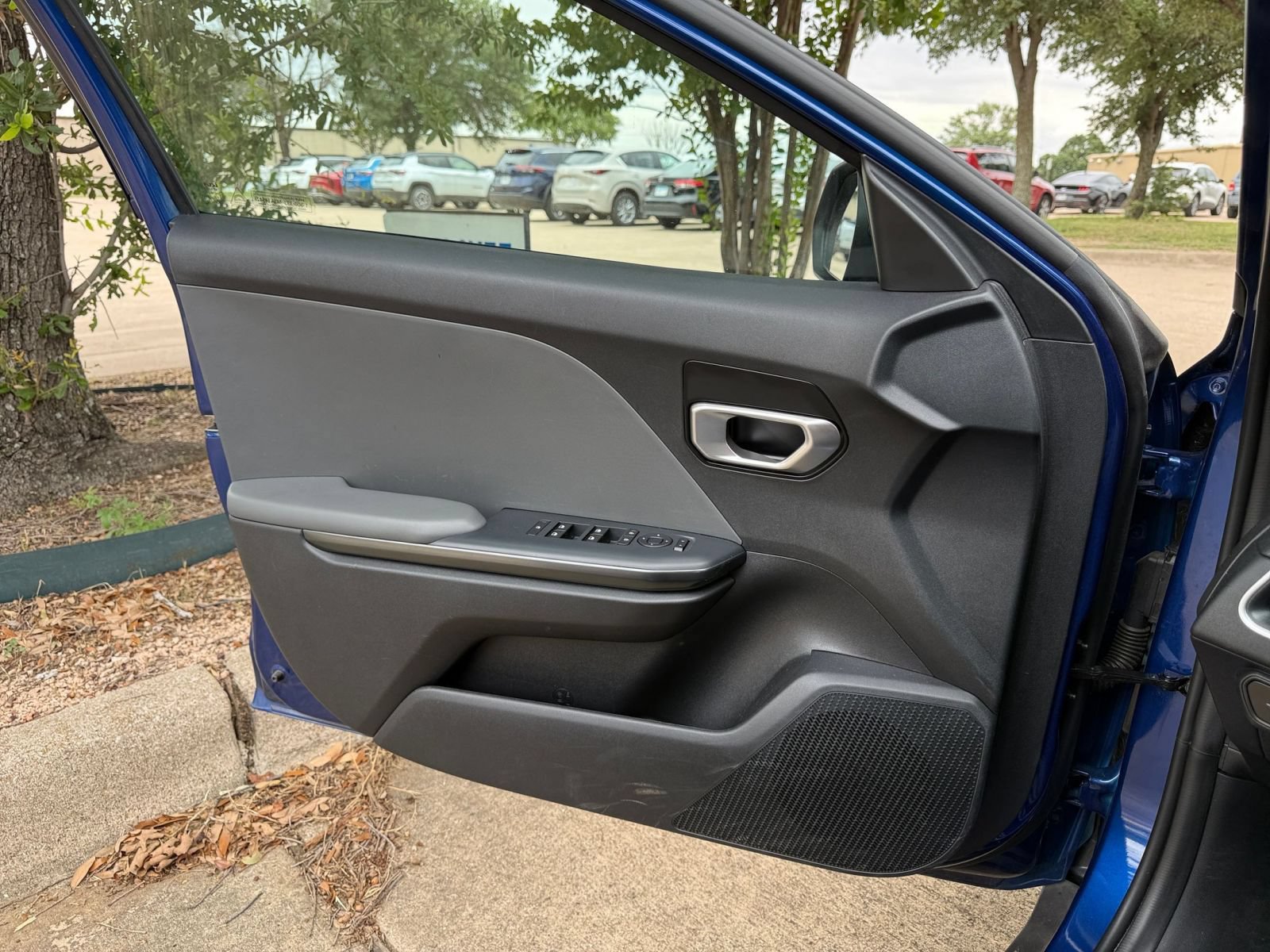 Used 2025 Kia K4 FWD image 18