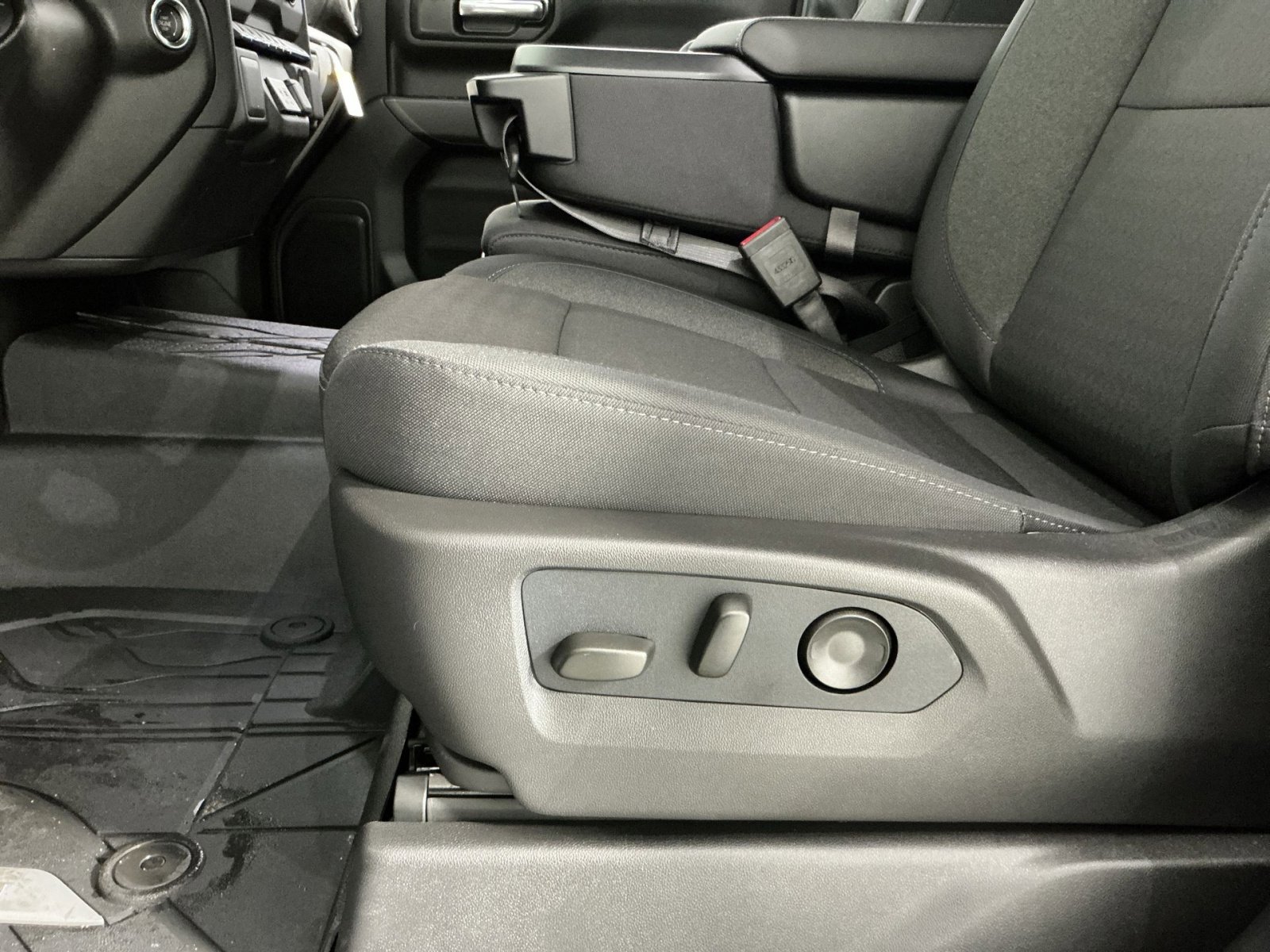 New 2026 Chevrolet Silverado 1500 Custom image 22