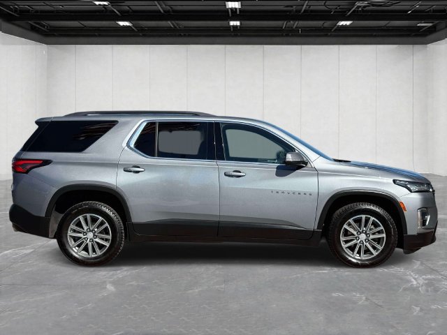 Used 2023 Chevrolet Traverse LT AWD/4WD image 4