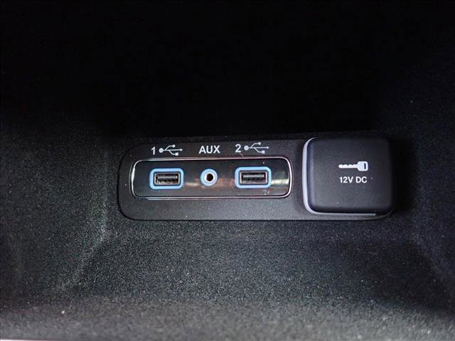 Used 2019 Jeep Grand Cherokee Limited w/ Luxury Group II image 23