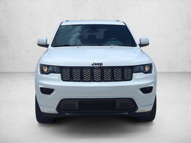 Used 2021 Jeep Grand Cherokee Laredo X AWD/4WD image 2