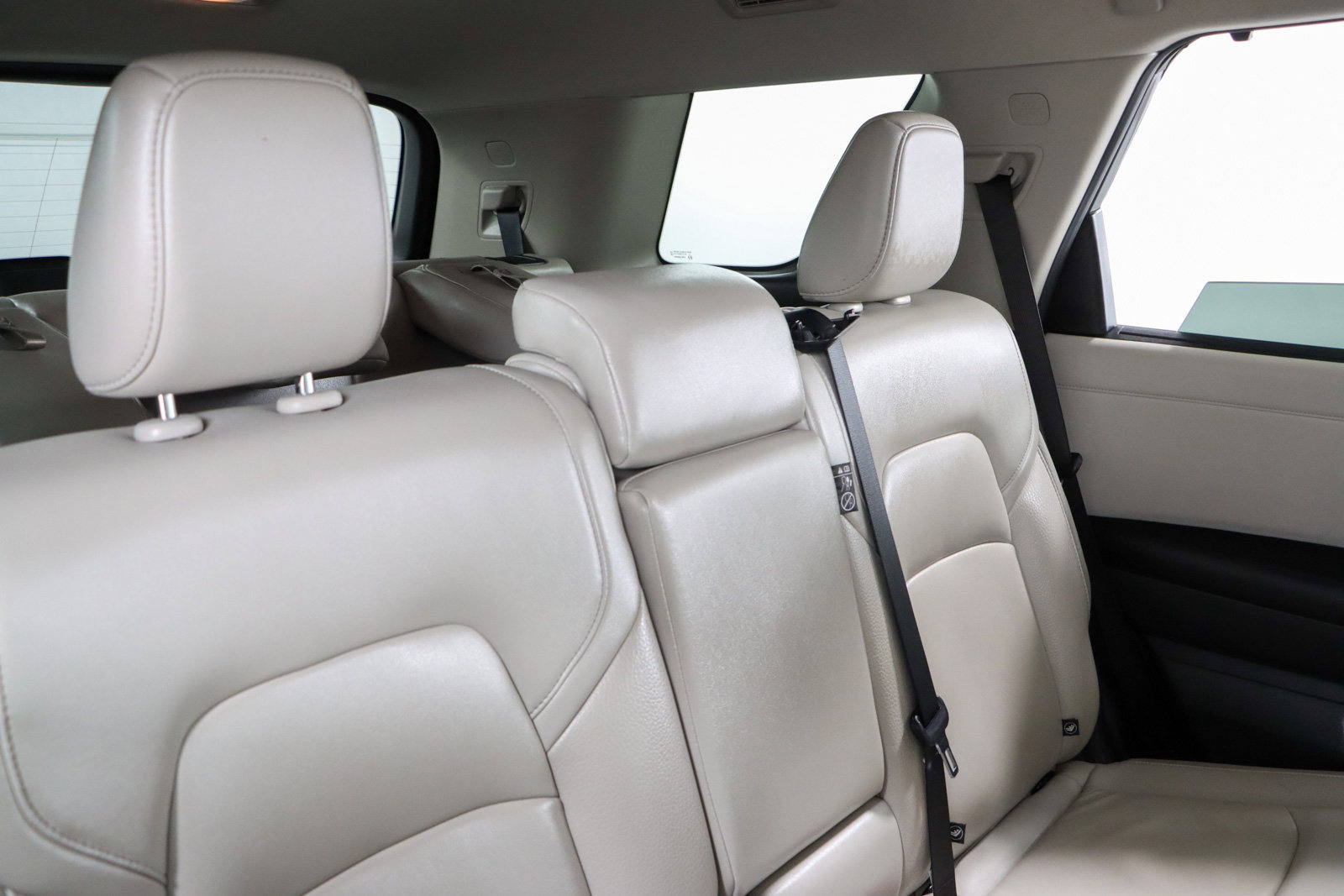 Used 2023 Nissan Pathfinder SL FWD image 28