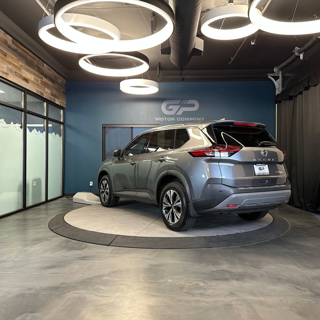 Used 2021 Nissan Rogue SV AWD/4WD image 5