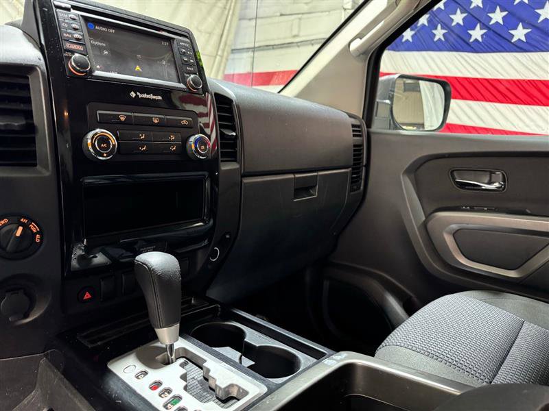 Used 2015 Nissan Titan SV w/ SV Value Truck Package image 22