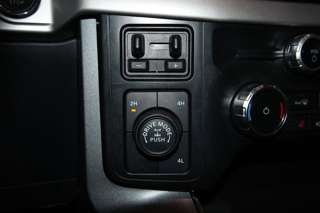 Used 2023 Ford F150 XLT w/ Equipment Group 302A High image 17