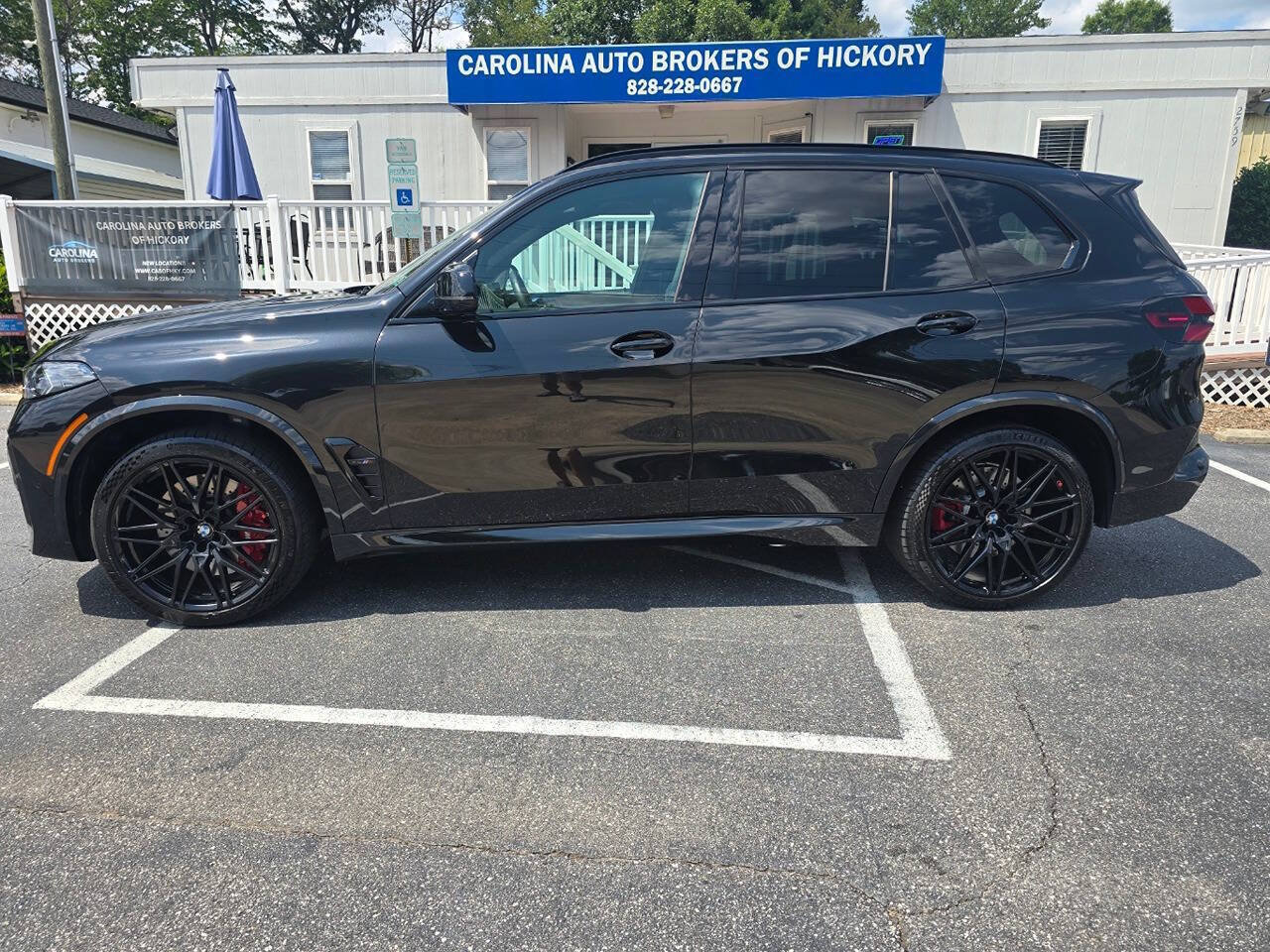 Used 2025 BMW X5 M Competition w/ Executive Package AWD/4WD image 3