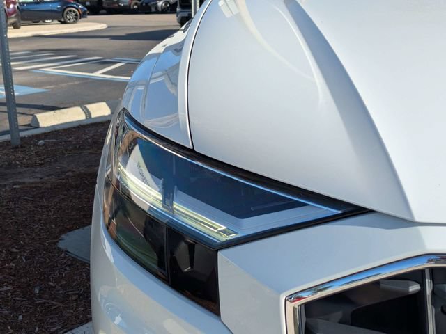 Used 2022 Audi Q8 Premium Plus AWD/4WD image 8