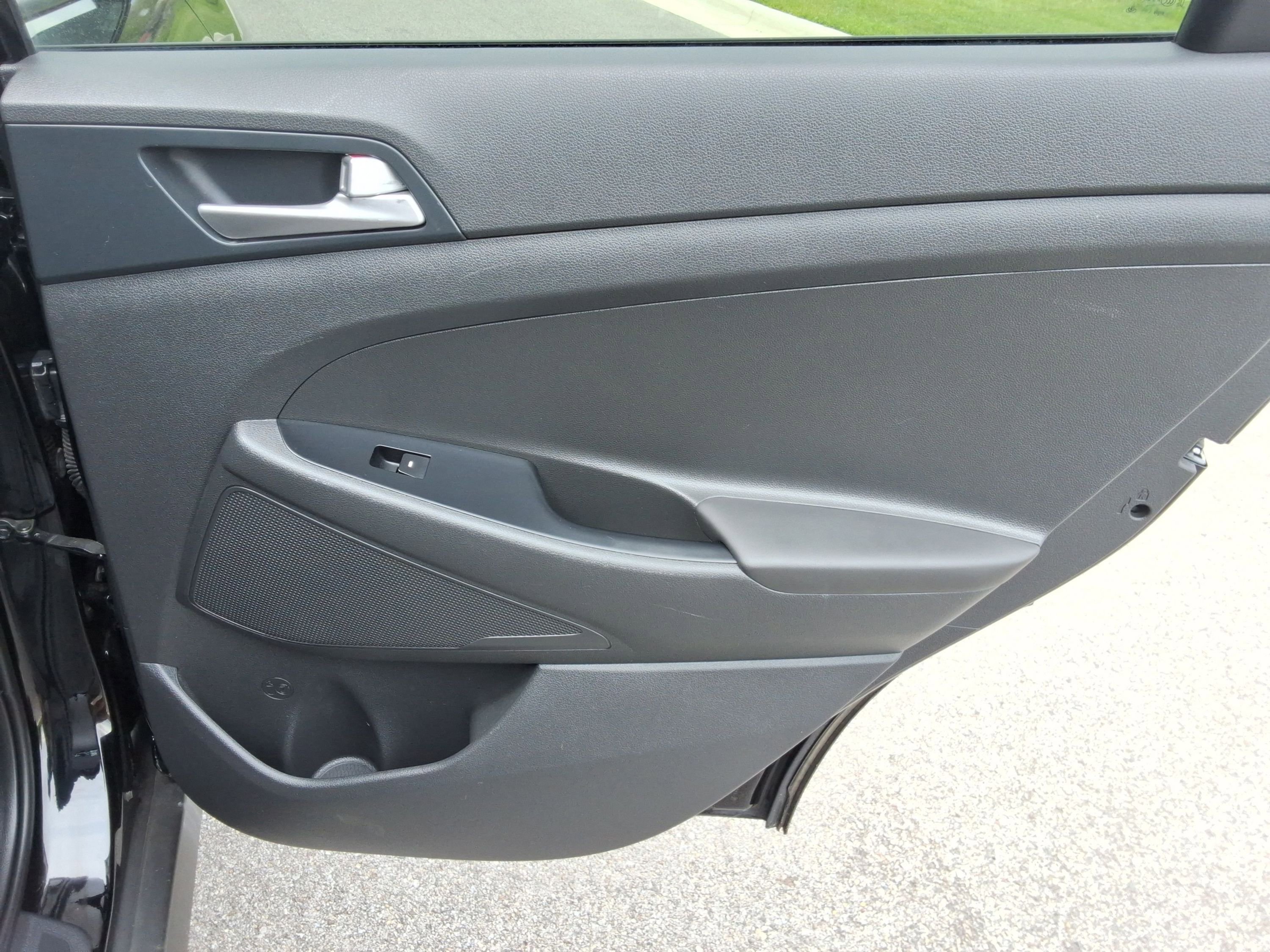 Used 2020 Hyundai Tucson Value AWD/4WD image 24