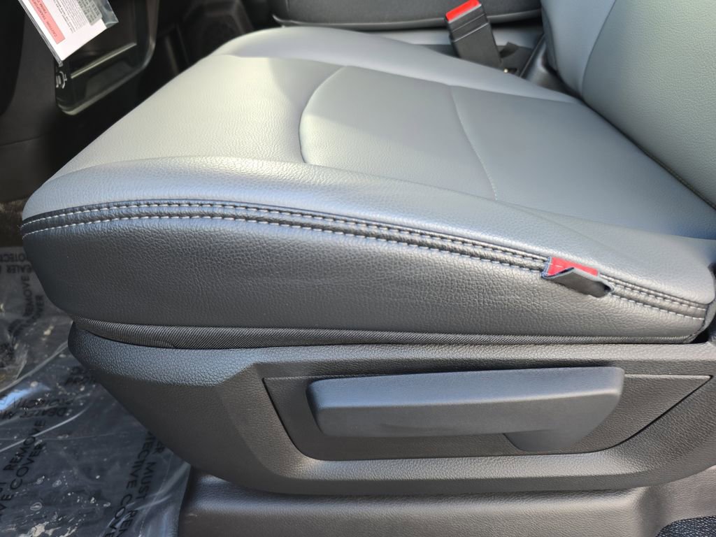 New 2026 RAM 5500 Tradesman image 23