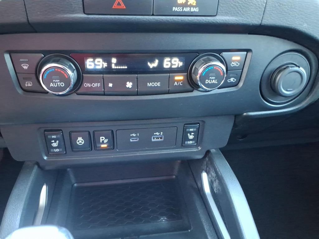 Used 2022 Nissan Frontier SV image 22