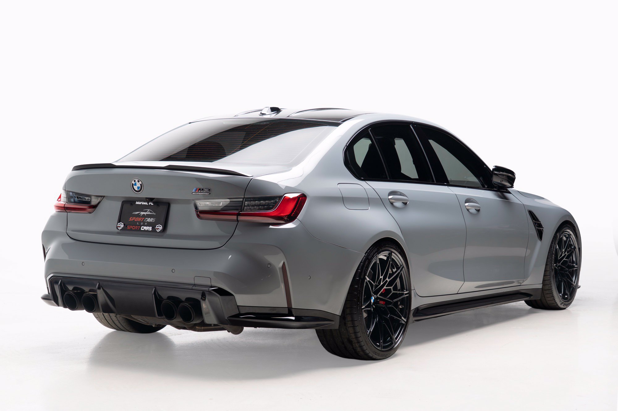 Used 2025 BMW M3 Competition w/ Executive Package RWD image 10