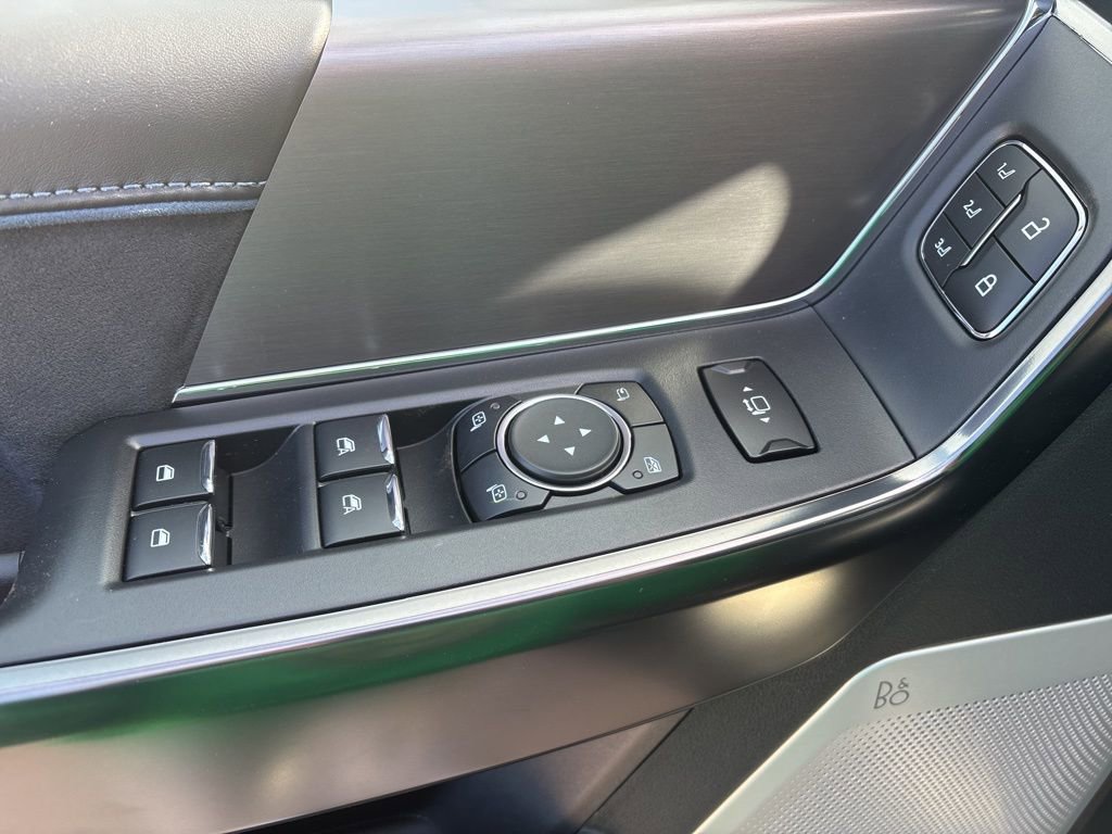 New 2026 Ford F250 Platinum image 14