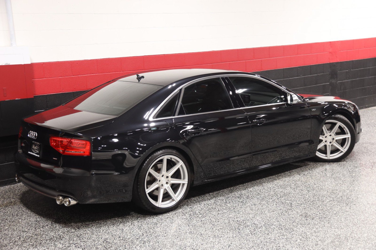 Used 2014 Audi S8 AWD/4WD image 9