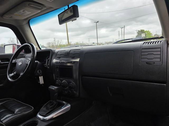 Used 2008 HUMMER H3 Alpha AWD/4WD image 25
