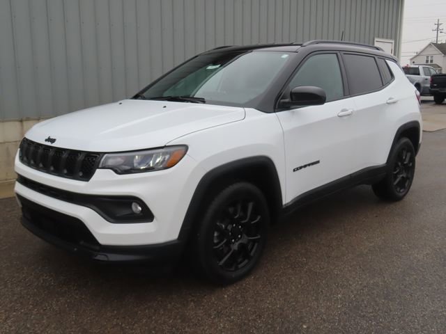 Used 2023 Jeep Compass Altitude w/ Convenience Group image 6