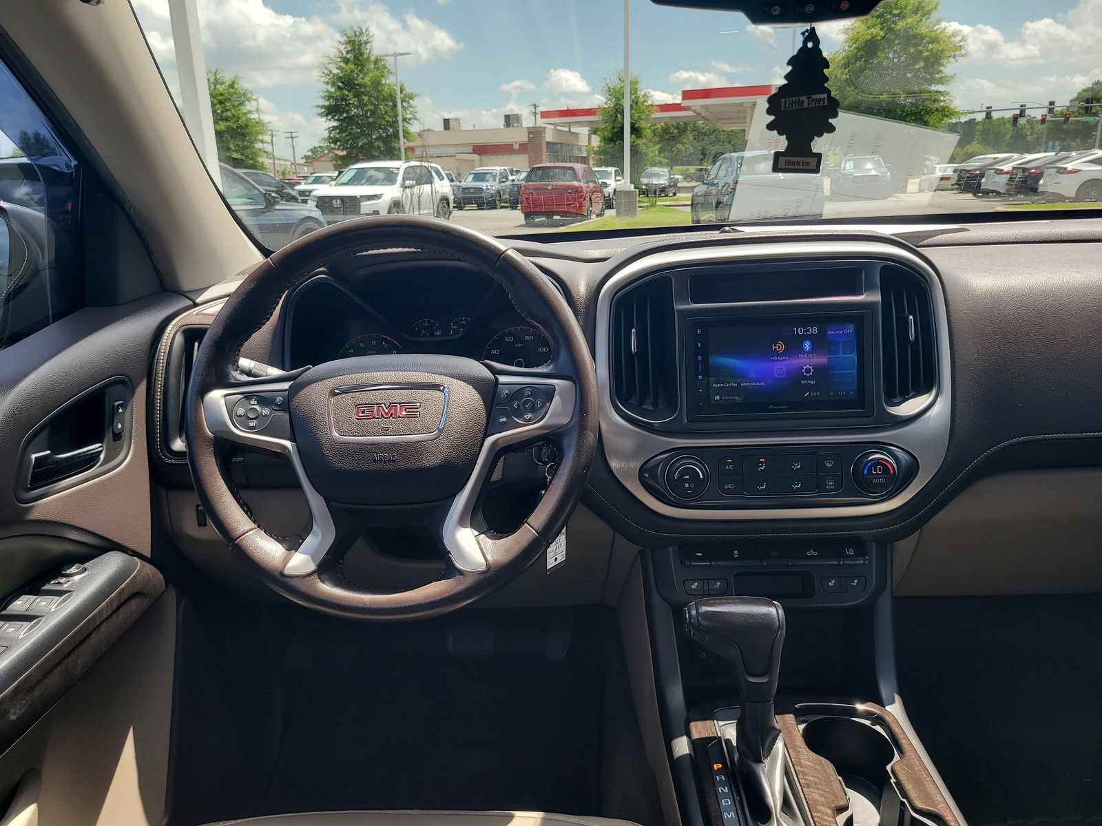 Used 2015 GMC Canyon SLT w/ Driver Alert Package RWD image 23