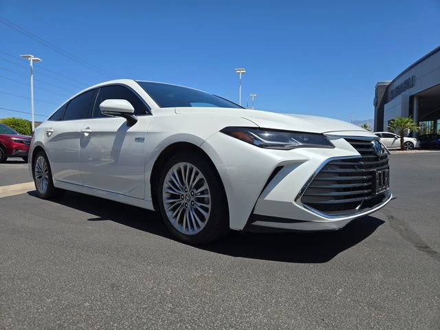 Used 2021 Toyota Avalon Limited w/ Advanced Safety Package FWD image 2