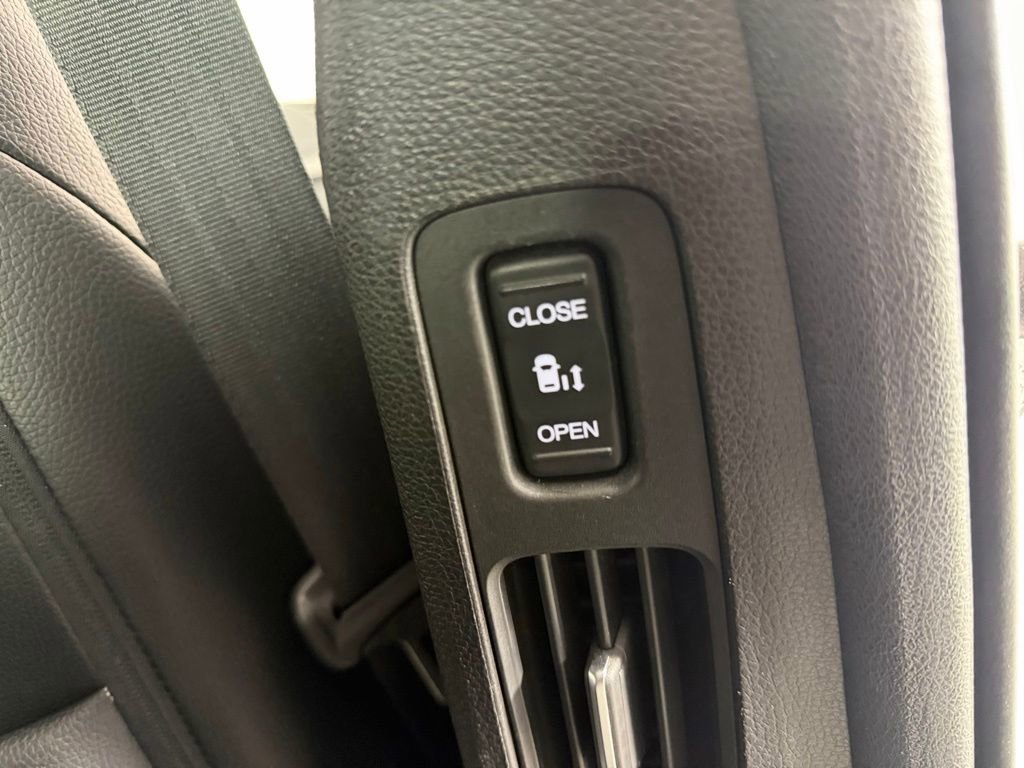 Used 2024 Honda Odyssey Sport image 30