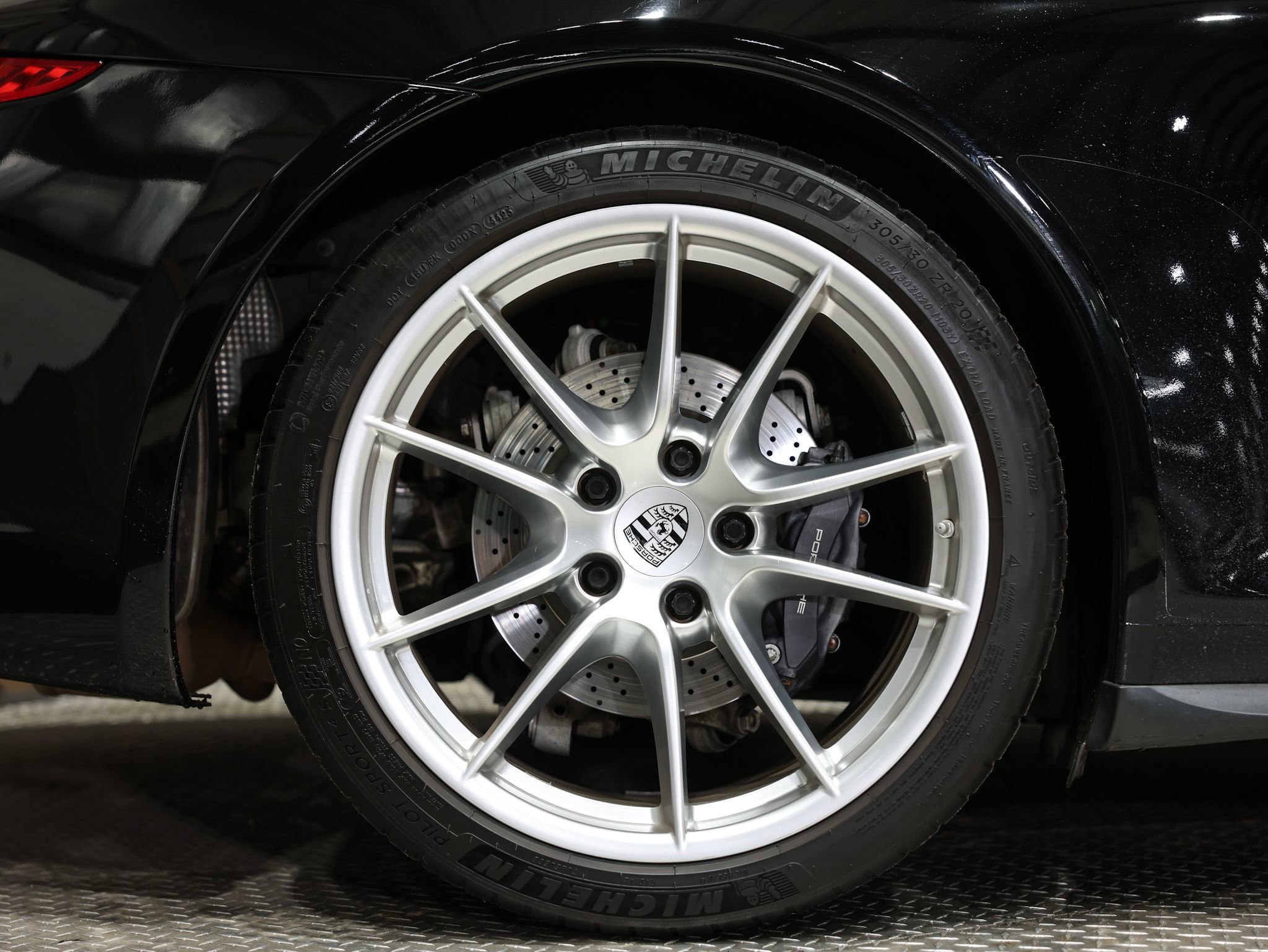 Used 2013 Porsche 911 Carrera image 19