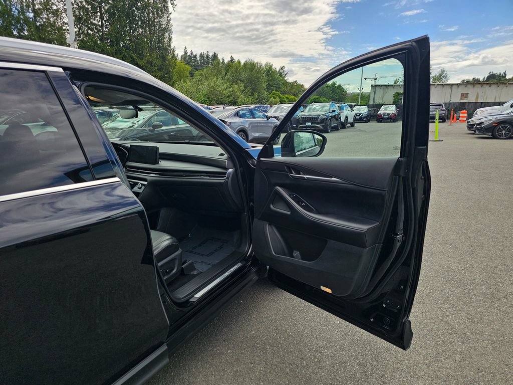 Used 2025 INFINITI QX60 Luxe AWD/4WD image 30