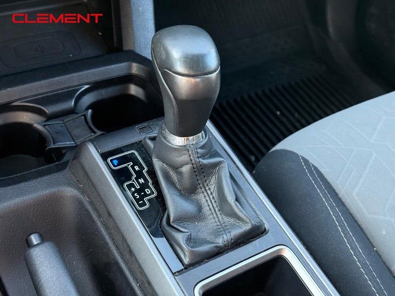 Used 2021 Toyota Tacoma TRD Off-Road image 25