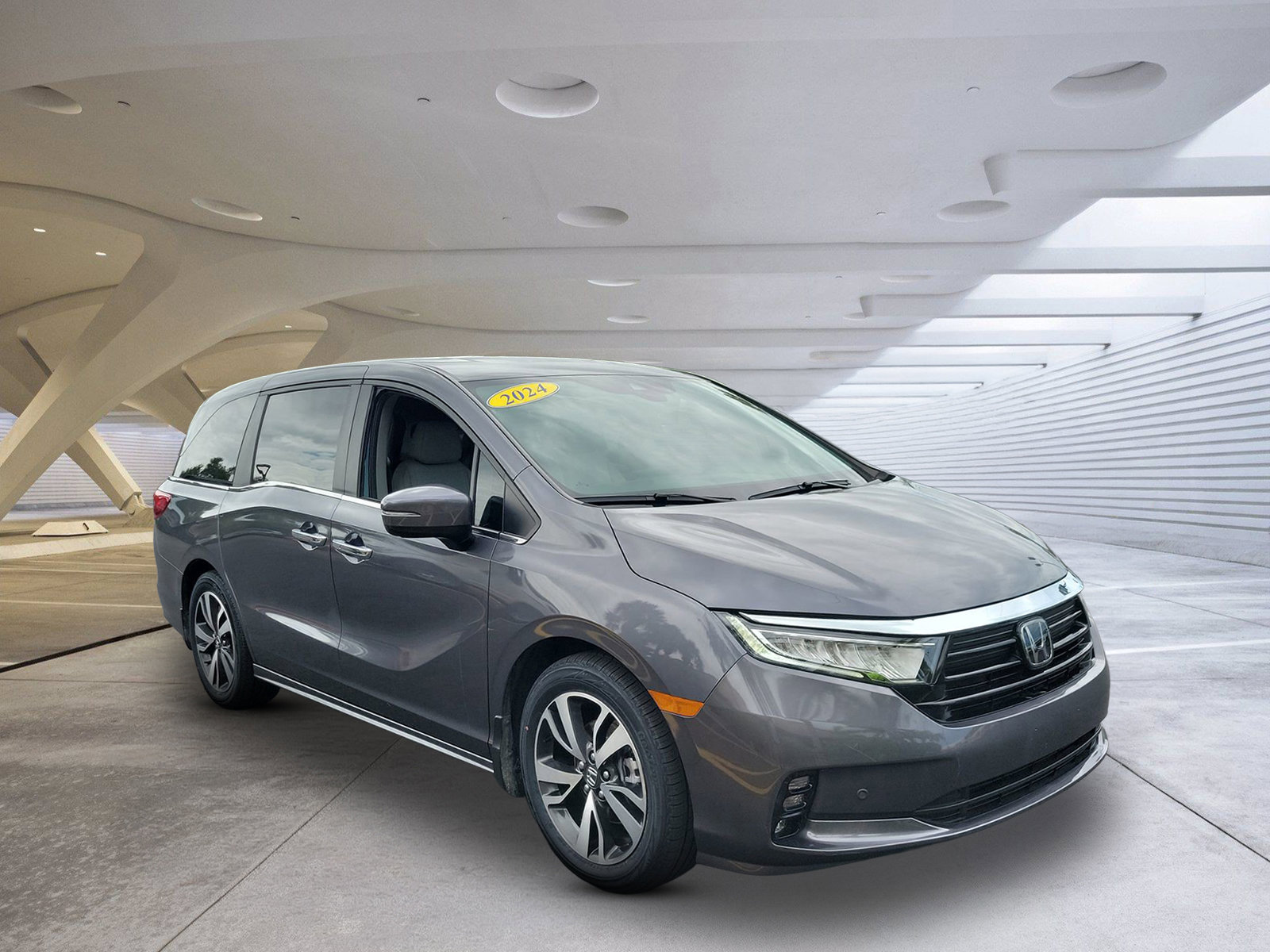 Used 2024 Honda Odyssey Touring video 1