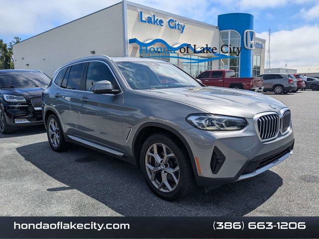 Used 2023 BMW X3 xDrive30i AWD/4WD image 1