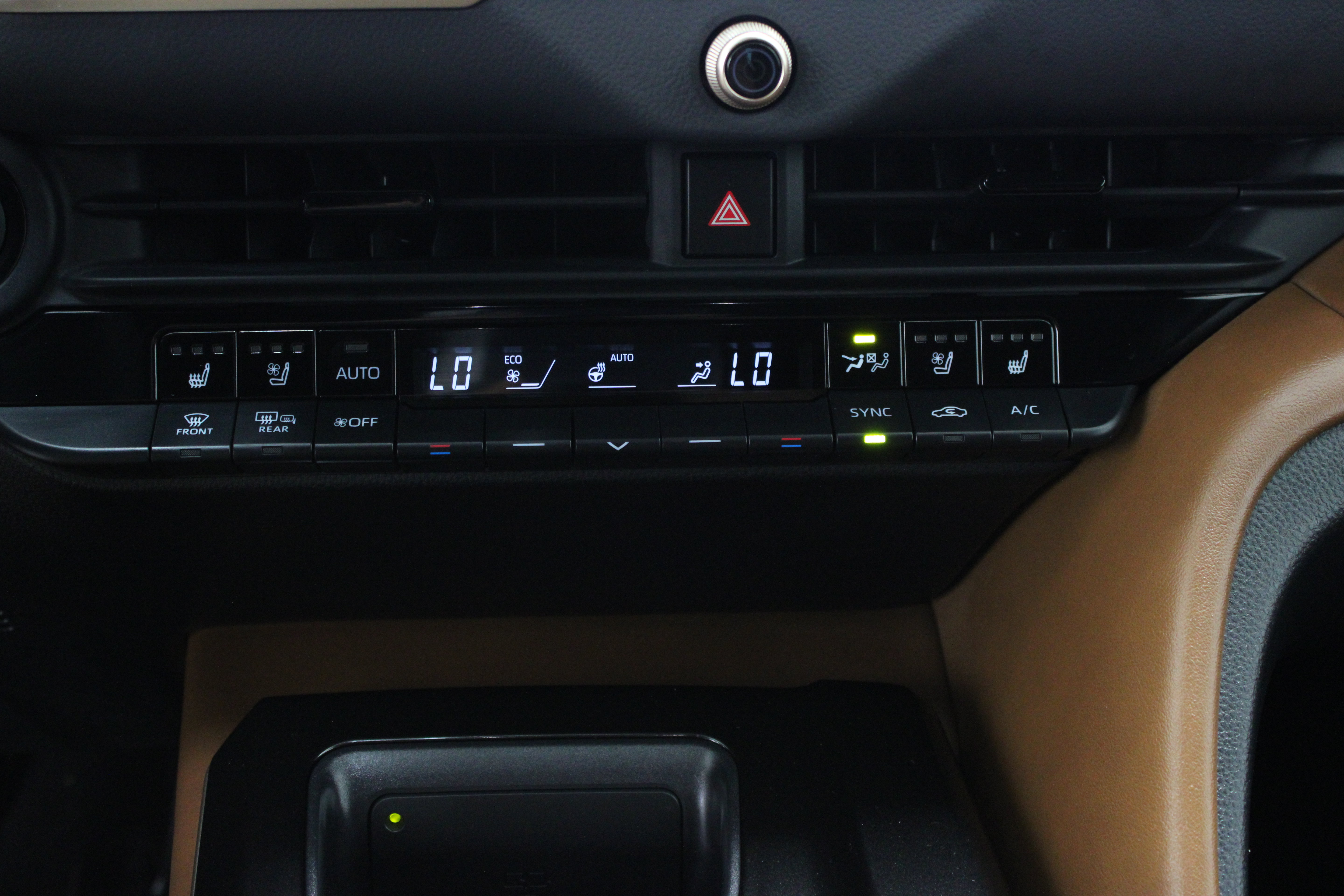 Certified 2025 Toyota Crown Signia w/ Advanced Technology Package AWD/4WD image 20