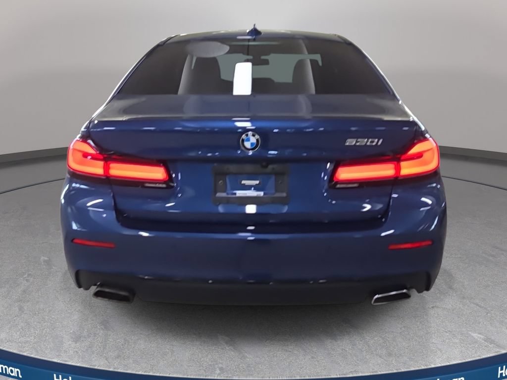 Used 2023 BMW 530i w/ Convenience Package RWD image 8