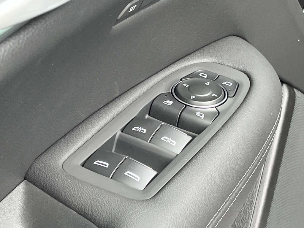 New 2025 Cadillac XT5 Sportv w/ Technology Package image 22