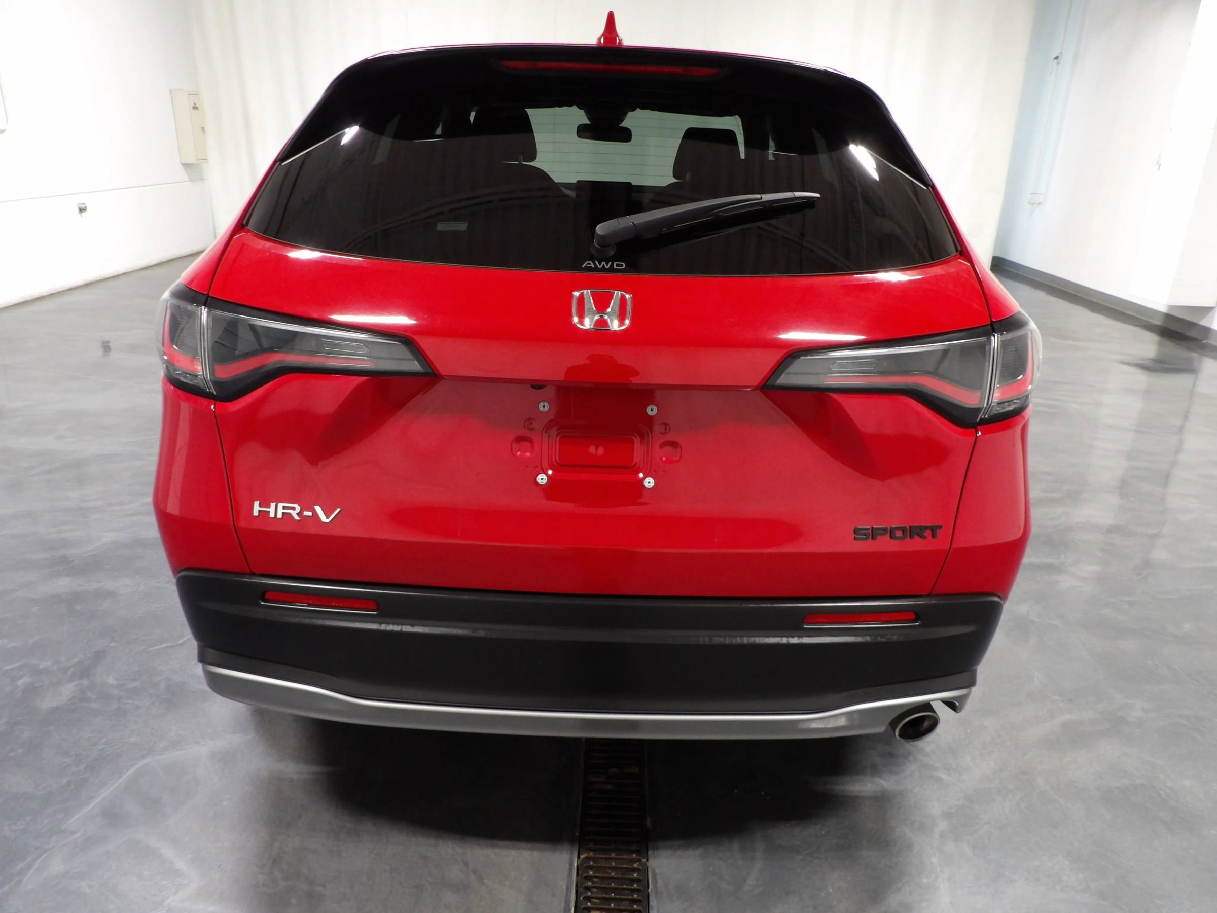 Used 2023 Honda HR-V Sport image 6