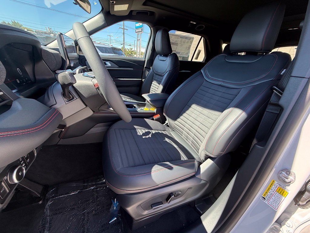 New 2027 Ford Explorer ST-Line AWD/4WD image 17