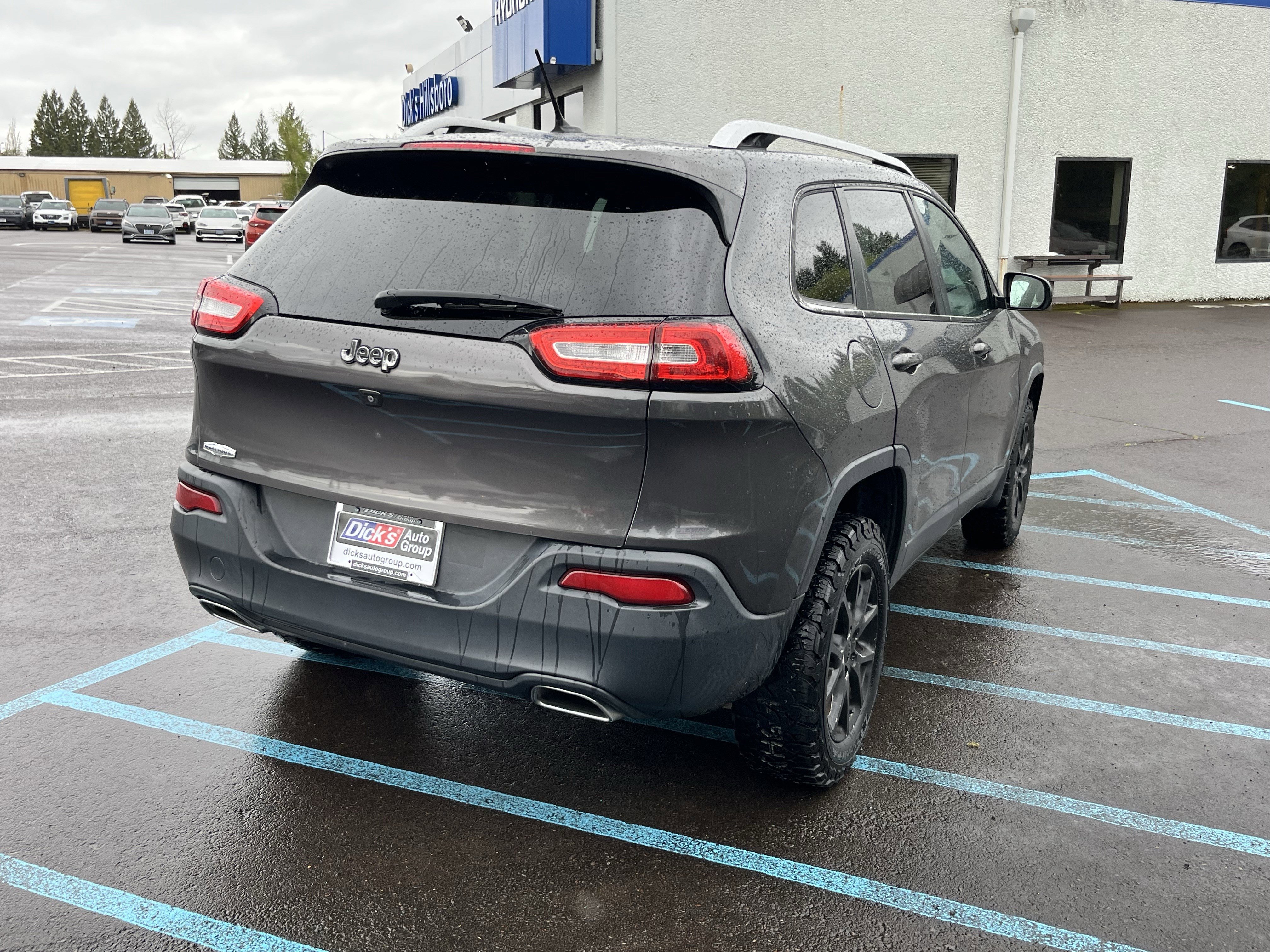 Used 2015 Jeep Cherokee Latitude w/ Comfort/Convenience Group image 5