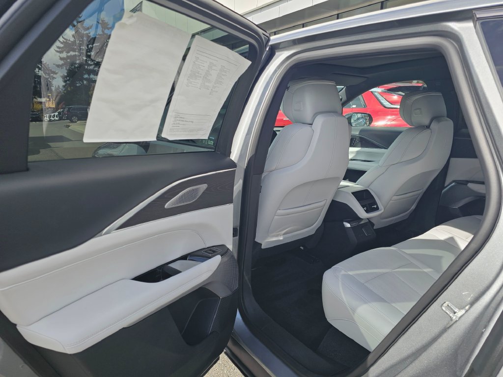Certified 2024 Cadillac Lyriq Sport AWD/4WD image 19