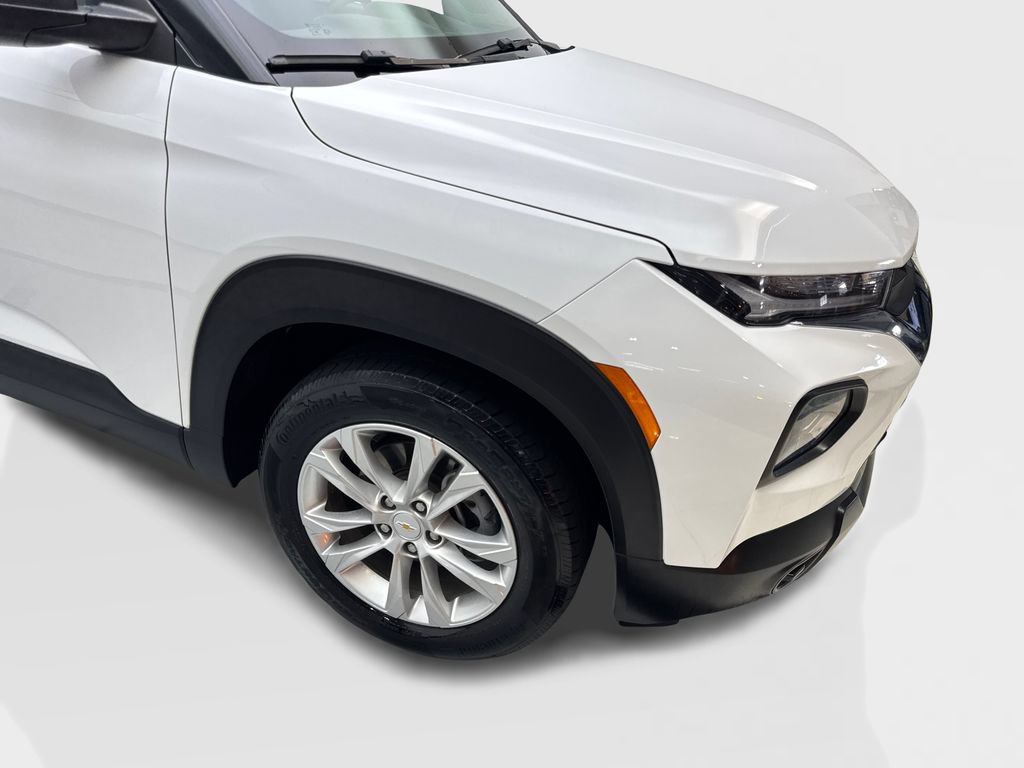Used 2023 Chevrolet TrailBlazer LS FWD image 19