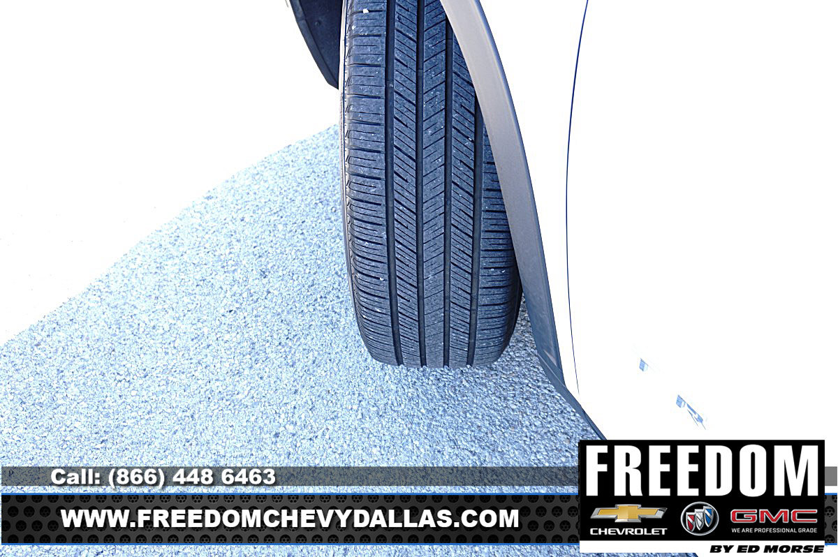Certified 2025 Chevrolet Traverse LT FWD image 42