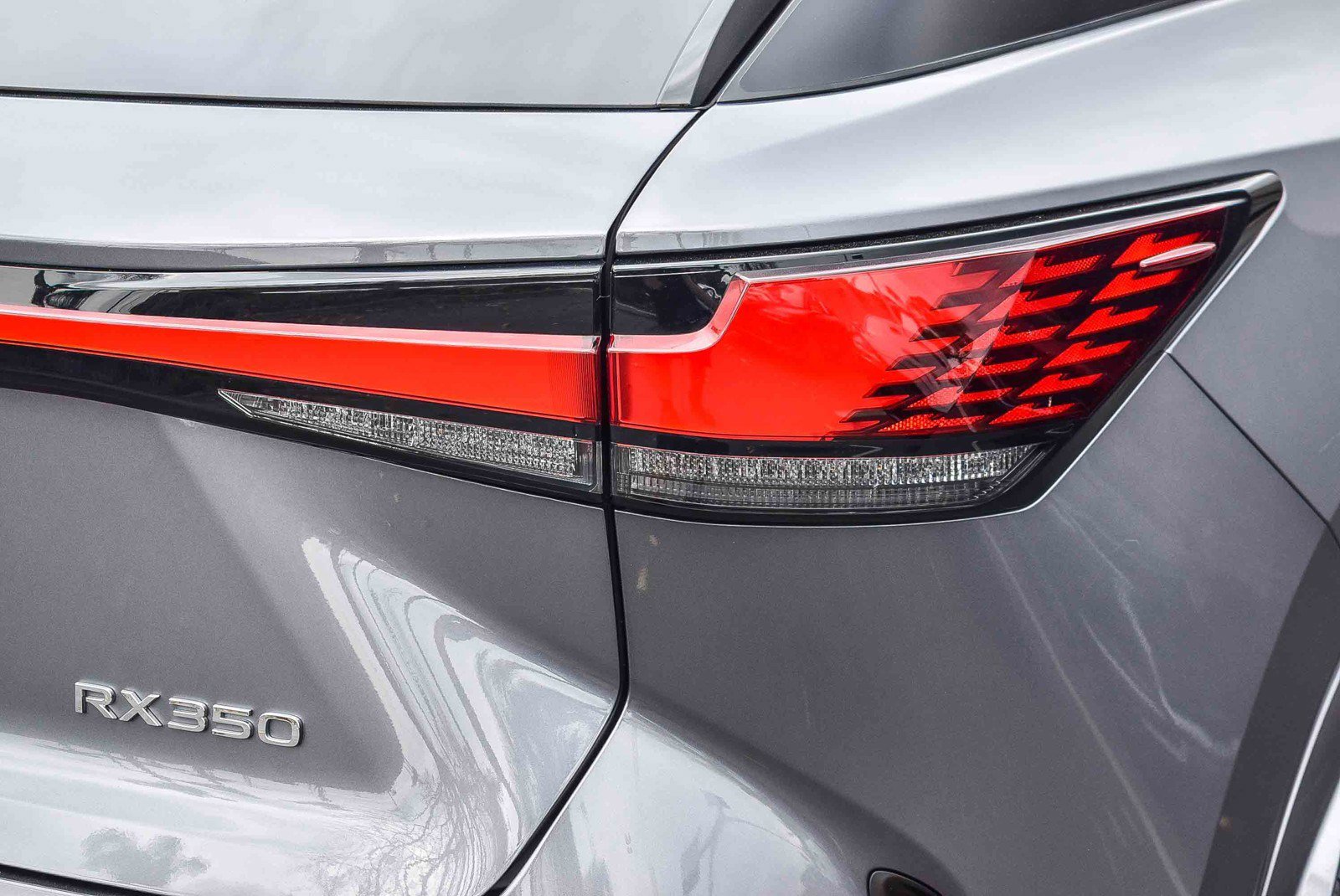 Used 2023 Lexus RX 350 FWD w/ Cold Area Package image 7