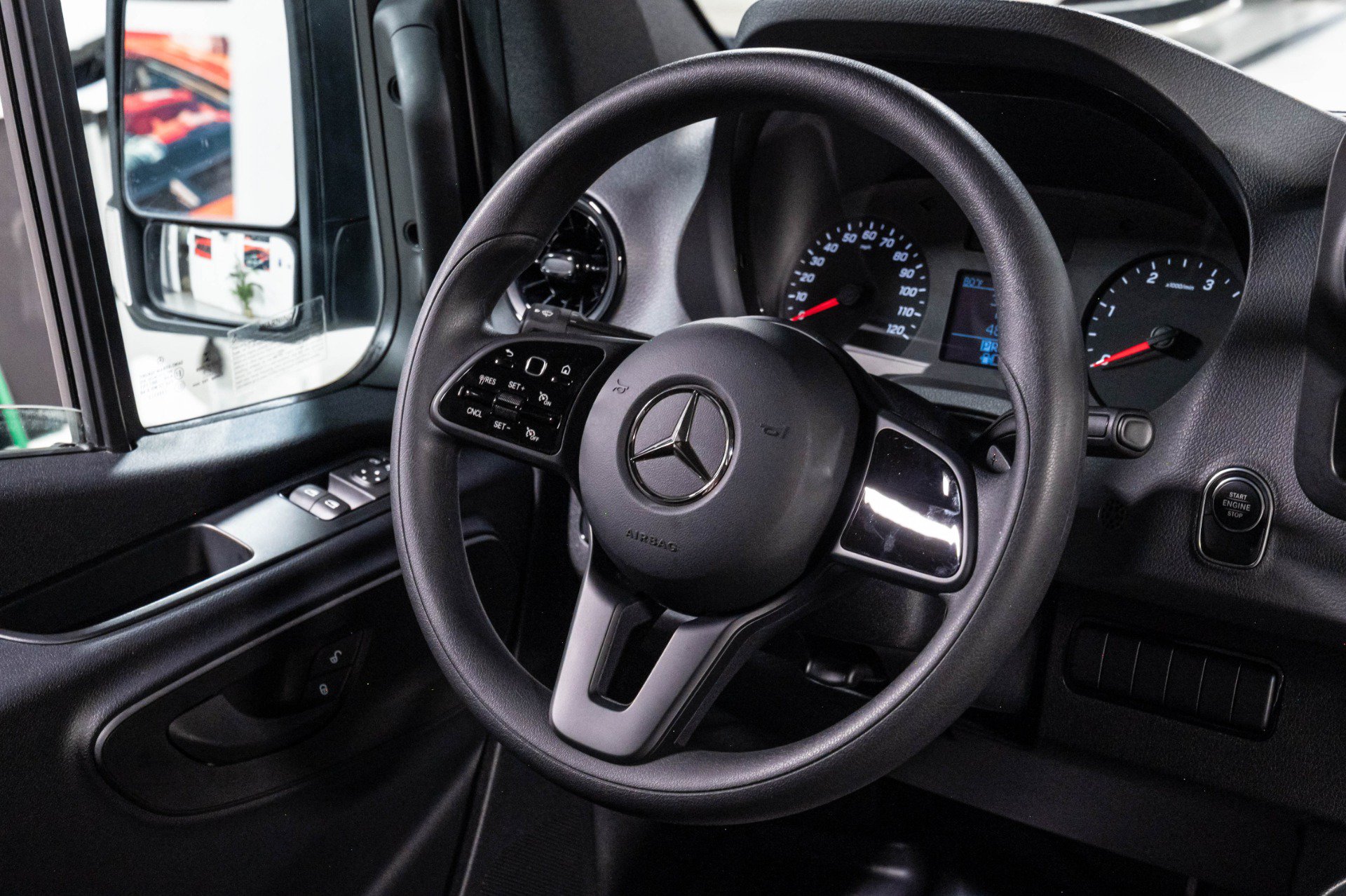 Used 2021 Mercedes-Benz Sprinter 2500 w/ Driver Convenience Package image 11