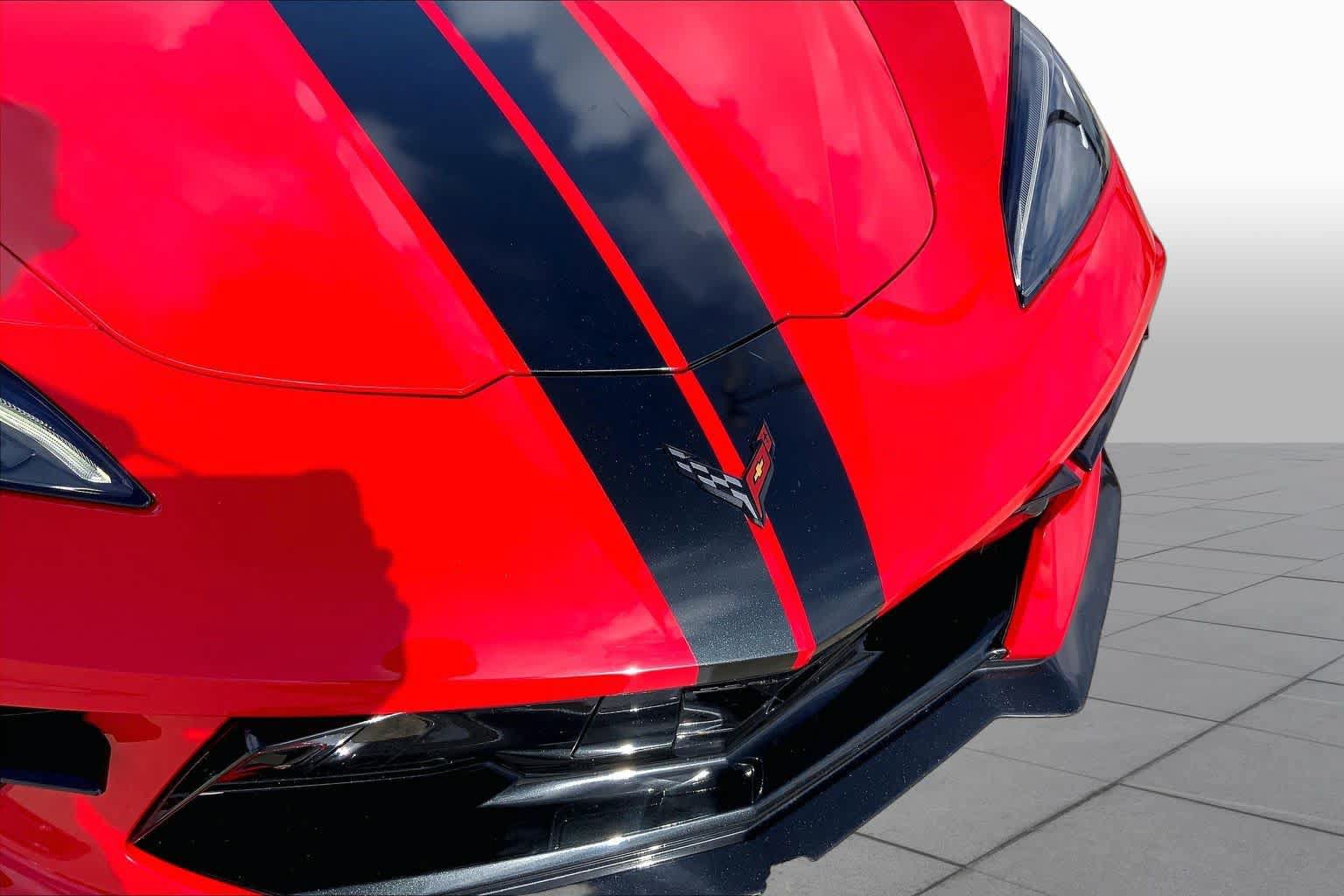 Used 2021 Chevrolet Corvette Stingray Premium Conv w/ Z51 Performance Package RWD image 25