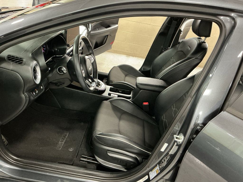 Used 2023 Kia Forte GT-Line w/ GT-Line Technology Package FWD image 11