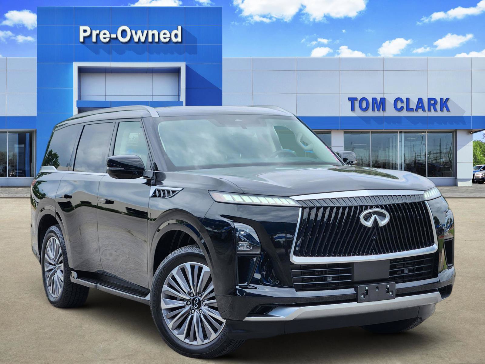 Used 2025 INFINITI QX80 Luxe