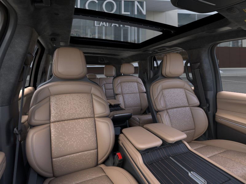 New 2026 Lincoln Navigator Black Label image 10