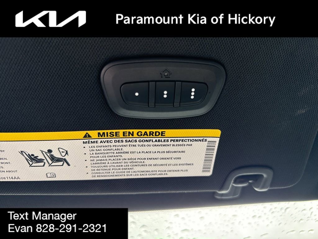 Used 2020 Chrysler Pacifica Touring-L Plus image 34