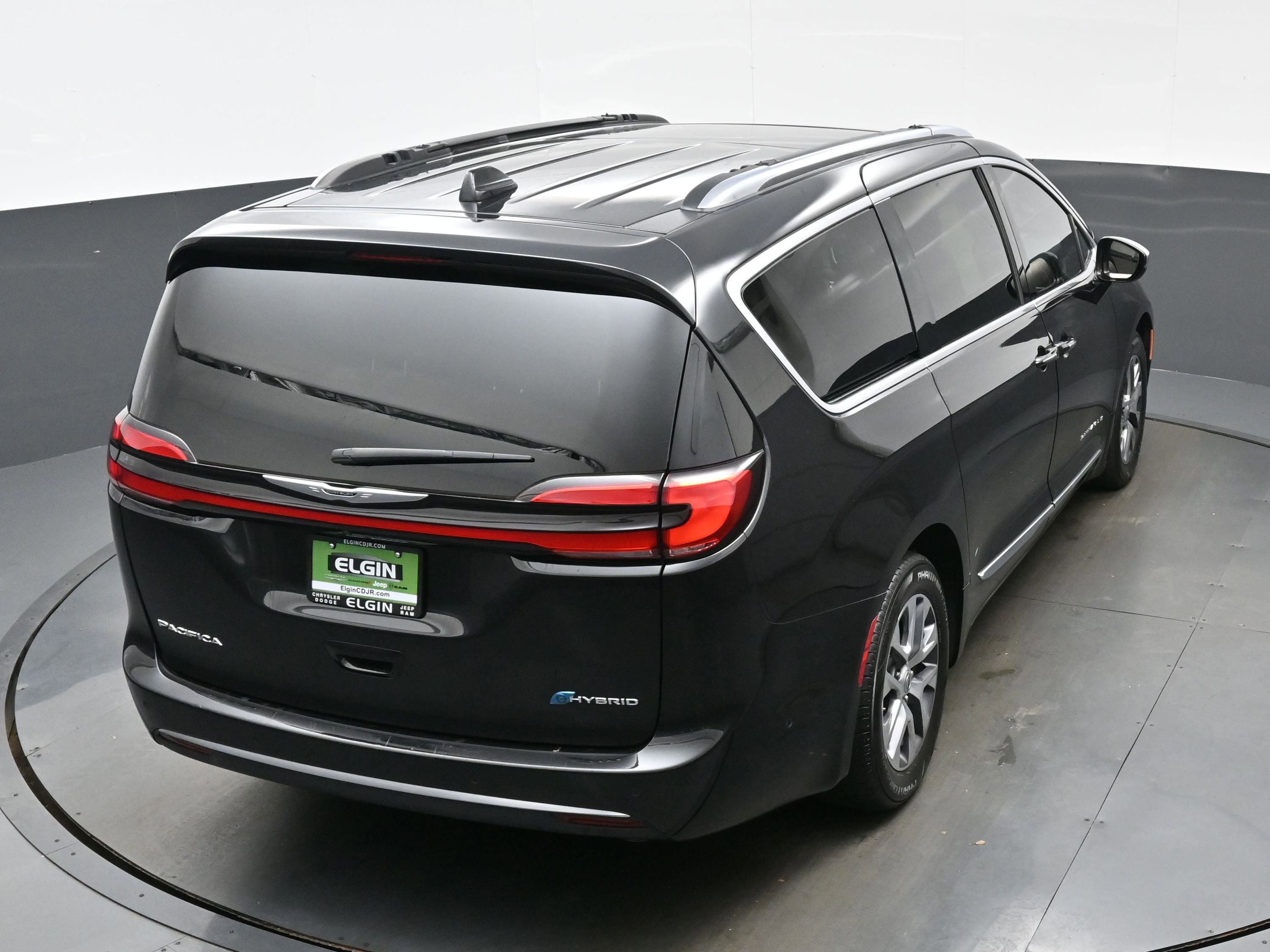 Used 2024 Chrysler Pacifica Pinnacle image 39