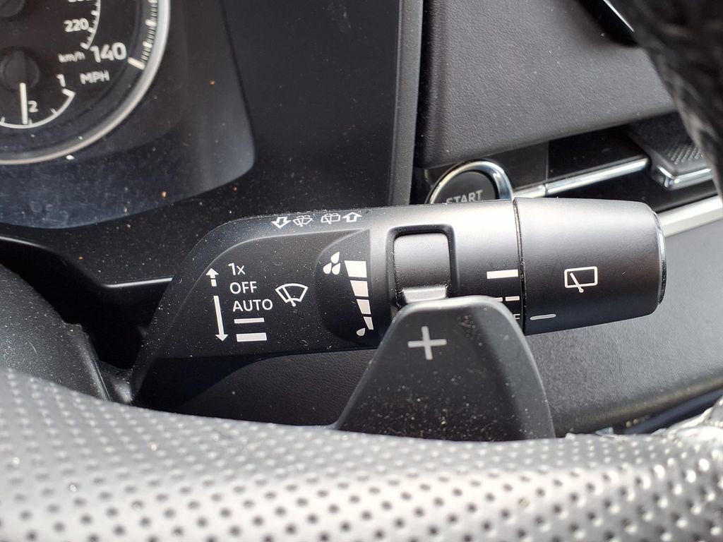 Used 2024 Mitsubishi Outlander SE Black Edition image 21